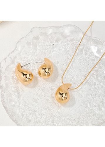 Gold Teardrop Design Plastic Earrings Set - unsigned - Modalova