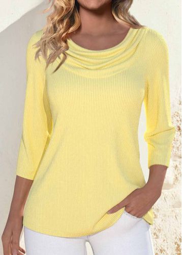 Light Yellow 3/4 Sleeve Draped Neck T Shirt - unsigned - Modalova