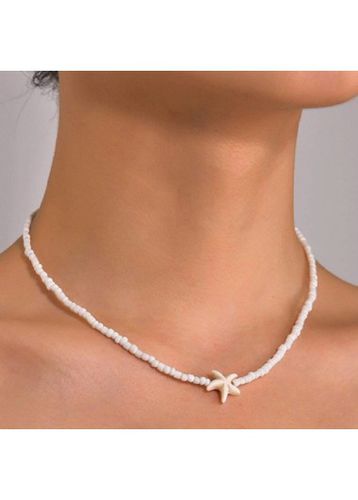 White Starfish Beaded Patchwork Pendant Necklace - unsigned - Modalova