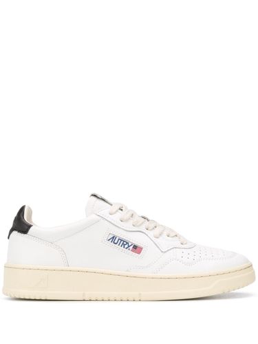 AUTRY Medialist Low Sneakers - AUTRY - Modalova