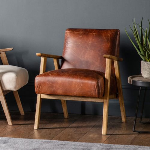 Fowey Vintage Leather Armchair - Gallery Living - Modalova