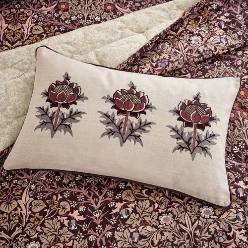 Blackthorn Cushion Damson - Morris & Co - Modalova