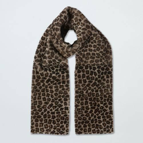 Snow Leopard Shearling Extra Long Scarf - No Eleven - Modalova