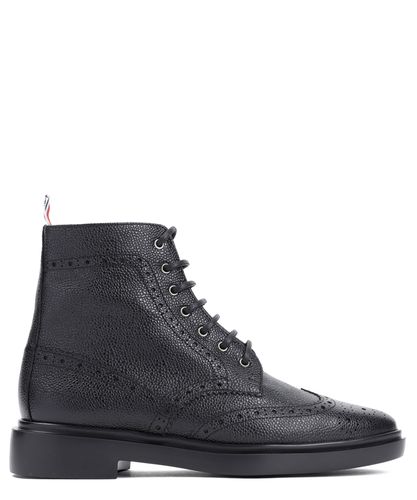 Classic wingtip kampfstiefel - Thom Browne - Modalova