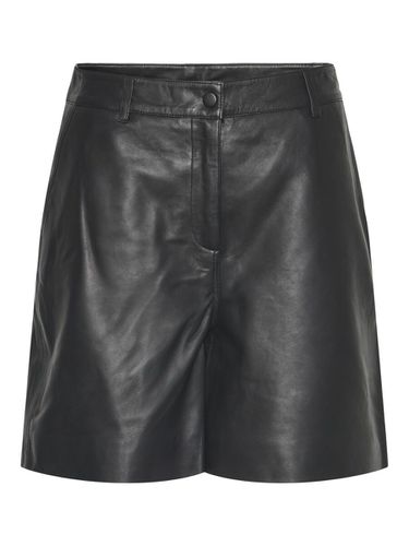 Yaslaura Leather Shorts - Y.A.S - Modalova