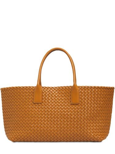 Medium Schultertasche Aus Leder „cabat“ - BOTTEGA VENETA - Modalova