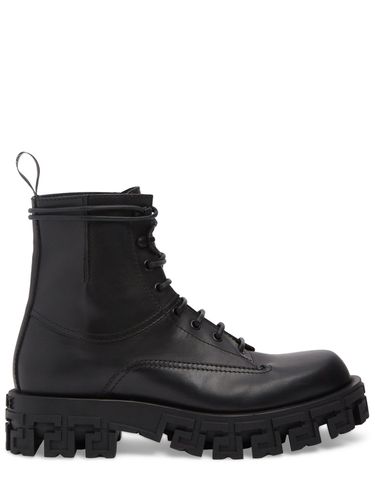 Botas Combat De Piel - VERSACE - Modalova