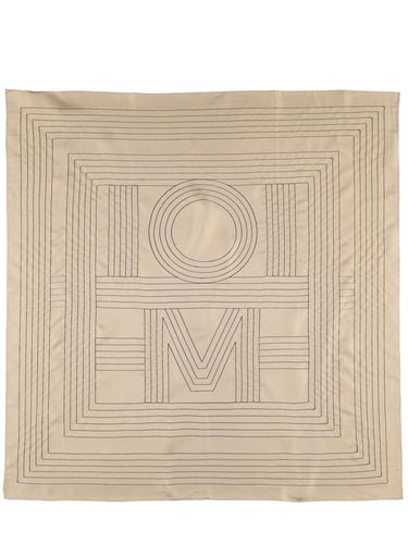 Foulard In Seta Monogram Con Ricami - TOTEME - Modalova