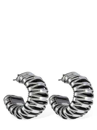 Caterpillar Leather Hoop Earrings - SO-LE STUDIO - Modalova