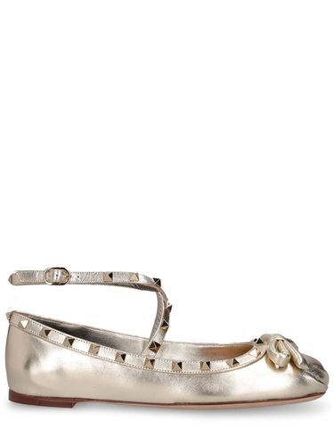 Rockstud Metallic Leather Flats - VALENTINO GARAVANI - Modalova