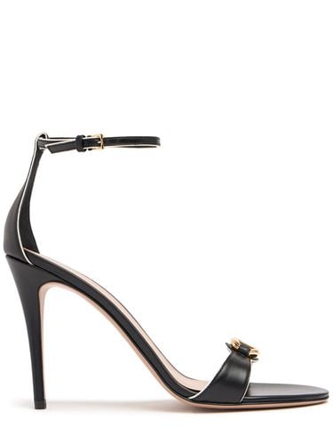 Mm Vlogo Leather Ankle Strap Sandals - VALENTINO GARAVANI - Modalova