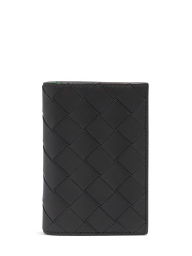 Intrecciato Leather Flap Card Case - BOTTEGA VENETA - Modalova