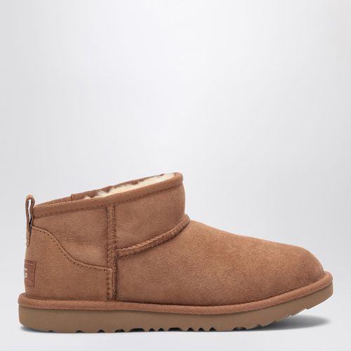 Kastanienbraune Stiefelette Classic Ultra Mini - UGG - Modalova