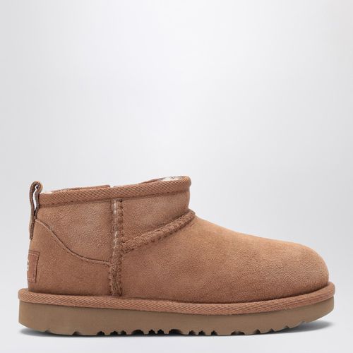 Kastanienbraune Stiefelette Classic Ultra Mini mit Reißverschluss - UGG - Modalova