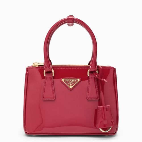 Mini Galleria bag in cherry patent leather - Prada - Modalova