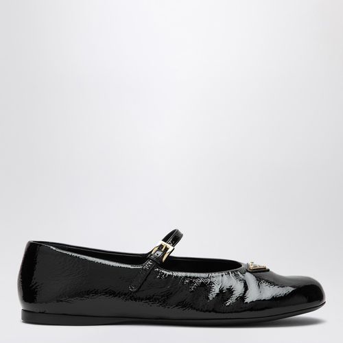 Patent leather ballerina with logo triangle - Prada - Modalova