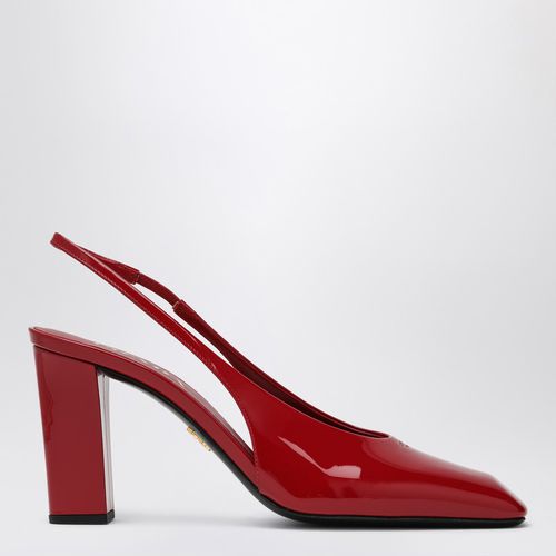 Cherry patent leather slingback décolleté - Prada - Modalova