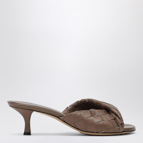 Braune Sandale Mule Blink mit Flechtmuster - Bottega Veneta - Modalova