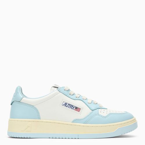 Sneaker Medalist in pelle bianca/azzurra - AUTRY - Modalova