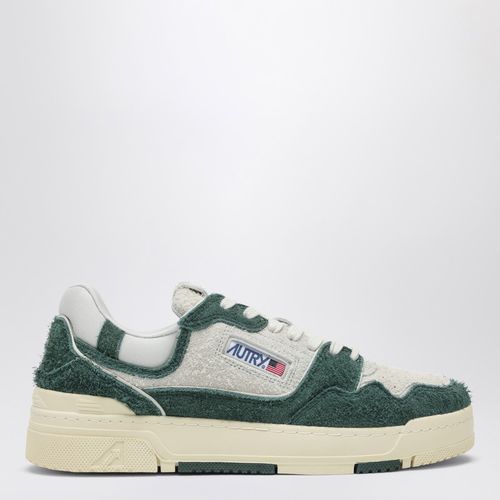 White/bottle green suede and mesh CLC sneakers - AUTRY - Modalova