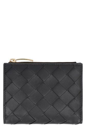 Intrecciato Bi-fold Wallet - Bottega Veneta - Modalova