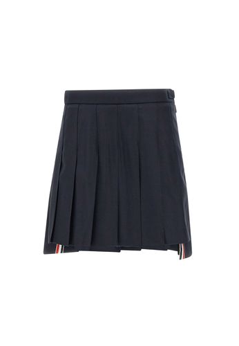 Mini Dropped Back Pleated Wool Skirt - Thom Browne - Modalova