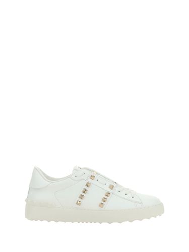 Rockstud Sneakers - Valentino Garavani - Modalova