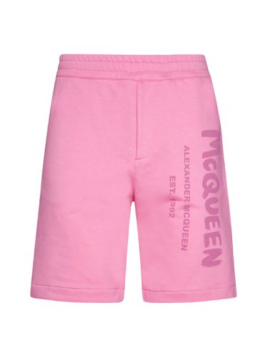 Bermuda Shorts With Graffiti Logo Print - Alexander McQueen - Modalova