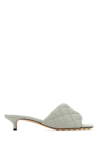 Light Grey Nappa Leather Padded Sandals - Bottega Veneta - Modalova