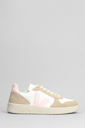 V-10 Sneakers In White Suede And Leather - Veja - Modalova