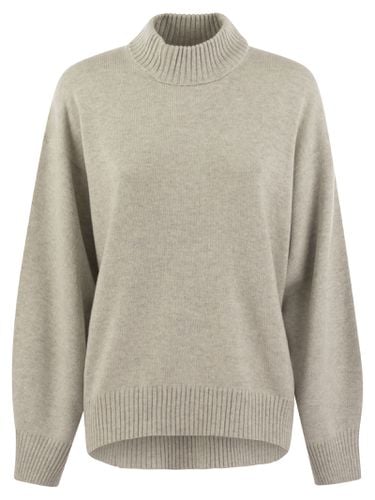 Cashmere Chimney Neck Sweater With Shiny Cuff Details - Brunello Cucinelli - Modalova