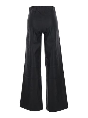 Karina Wide Pants In Leather Woman - ARMA - Modalova