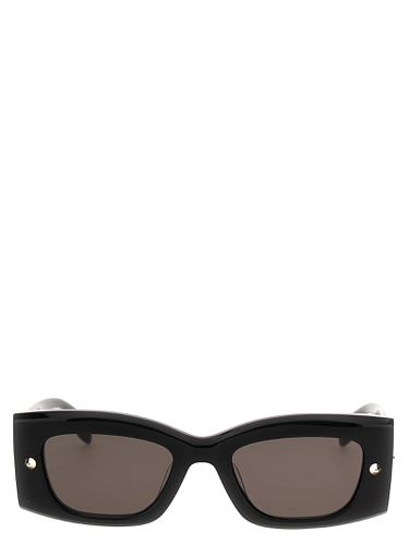 Rectangular Sunglasses With Spike Studs - Alexander McQueen Eyewear - Modalova