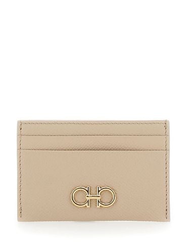 Card-holder With Gancini Detail In Hammered Leather Woman - Ferragamo - Modalova