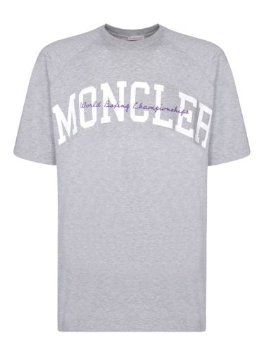 Moncler Frontal Logo Grey T-shirt - Moncler - Modalova