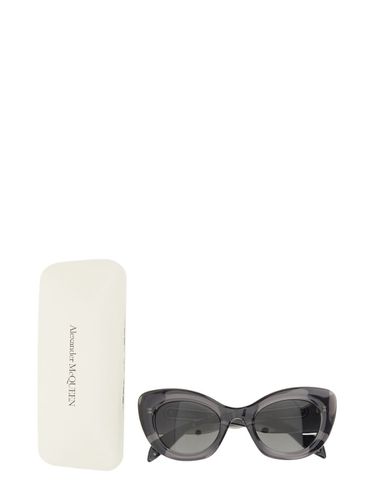 Cat-eye Sunglasses The Curve - Alexander McQueen - Modalova