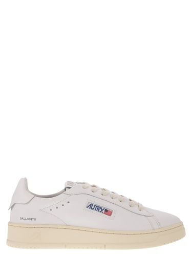 Dallas Low Sneakers In Leather - Autry - Modalova