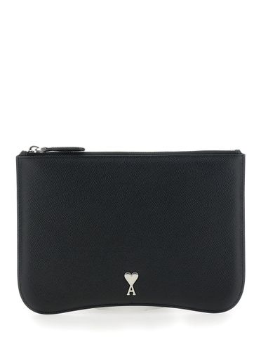 Paris Parisblack Pouch With Ami De Coeur Logo Detail On The Front In Grained Leather Man - Ami Alexandre Mattiussi - Modalova