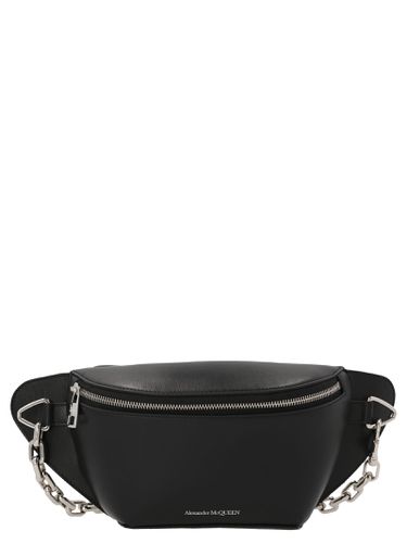 Belt Bag With Embossed Logo And Chain Belt In Leather Man - Alexander McQueen - Modalova