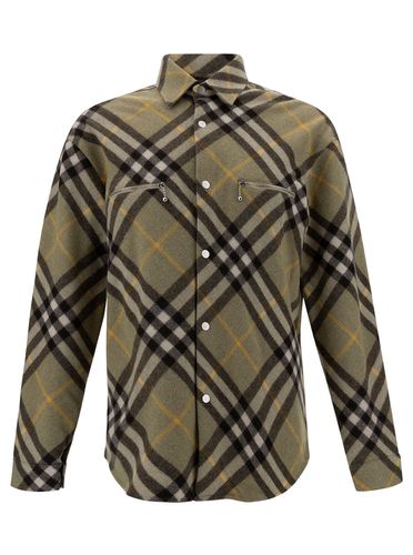 Shirt With Classic Collar And Check Print In Wool Blend Woman - Burberry - Modalova