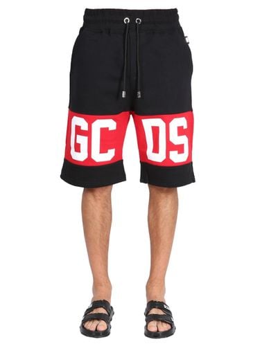 GCDS Bermuda Shorts With Logo Band - GCDS - Modalova