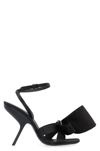 Ferragamo Helena Satin Sandals - Ferragamo - Modalova