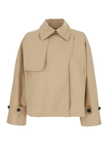 Greta Trench Coat With Pointed Collar And Logo Patch On The Sleeve In Tech Fabric Woman - Save the Duck - Modalova