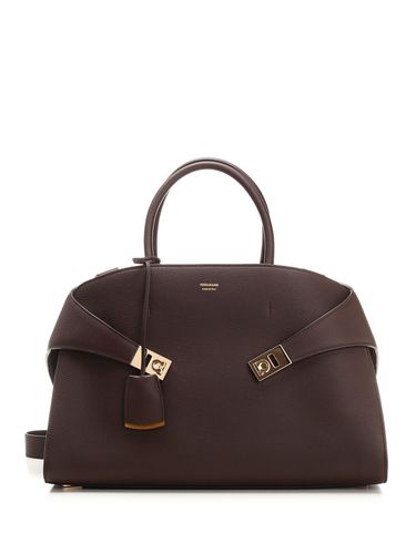 Ferragamo Medium hug Tote Bag - Ferragamo - Modalova