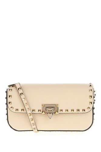 Sand Leather Rockstud Shoulder Bag - Valentino Garavani - Modalova