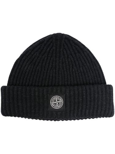 Dark Ribbed Wool Beanie With Logo - Stone Island - Modalova