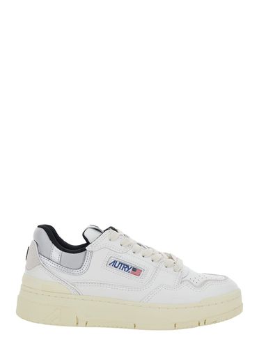 Clc Low Top Sneakers With Logo Patch In Leather Woman - Autry - Modalova