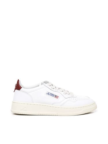 Autry Low Medalist Sneakers - Autry - Modalova