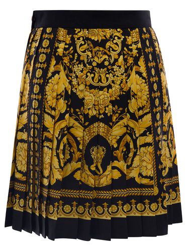 Black And Golden Pleated Skirt With Baroque Print All-over In Silk Woman - Versace - Modalova