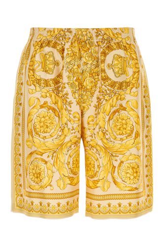 Versace Printed Silk Bermuda Shorts - Versace - Modalova